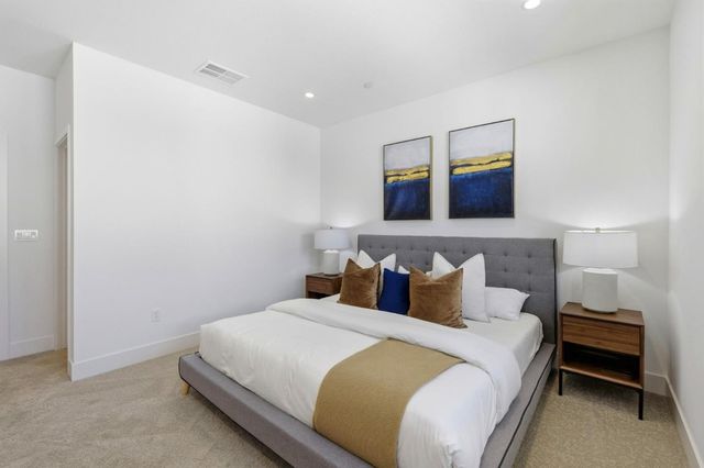 2735 Oak Road, Walnut Creek, CA 94597