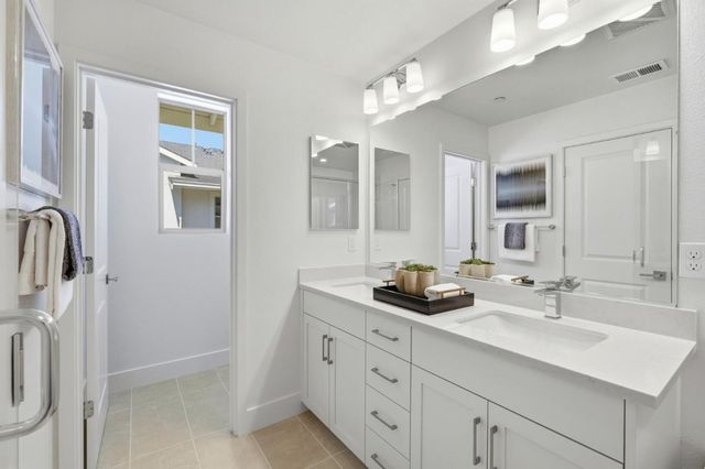 2735 Oak Road, Walnut Creek, CA 94597