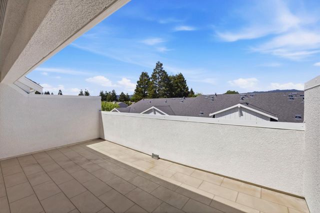 2735 Oak Road, Walnut Creek, CA 94597
