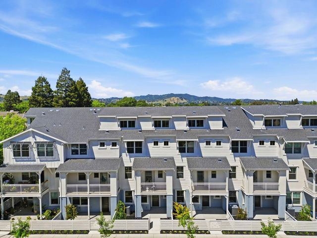 2735 Oak Road, Walnut Creek, CA 94597