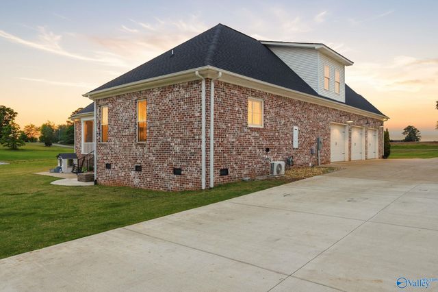27934 Keeton Road, Harvest, AL 35749