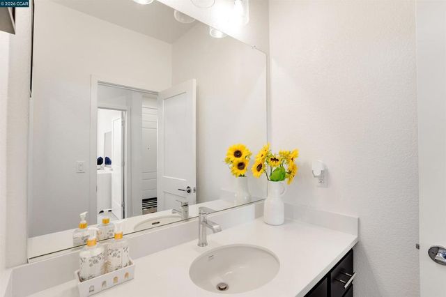 812 Hardcastle Rd, Oakley, CA 94561