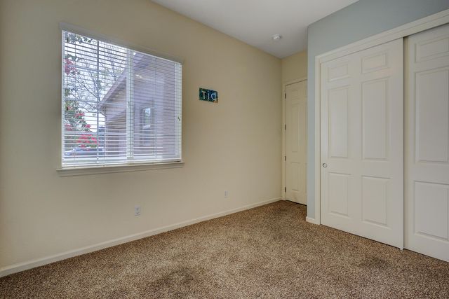 3350 W Stewart Avenue, Visalia, CA 93291