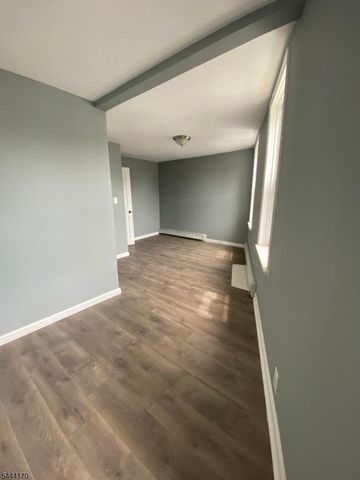 9 Lewis St, Phillipsburg Town, NJ 08865