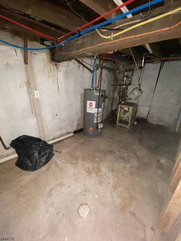 9 Lewis St, Phillipsburg Town, NJ 08865
