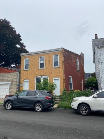 9 Lewis St, Phillipsburg Town, NJ 08865