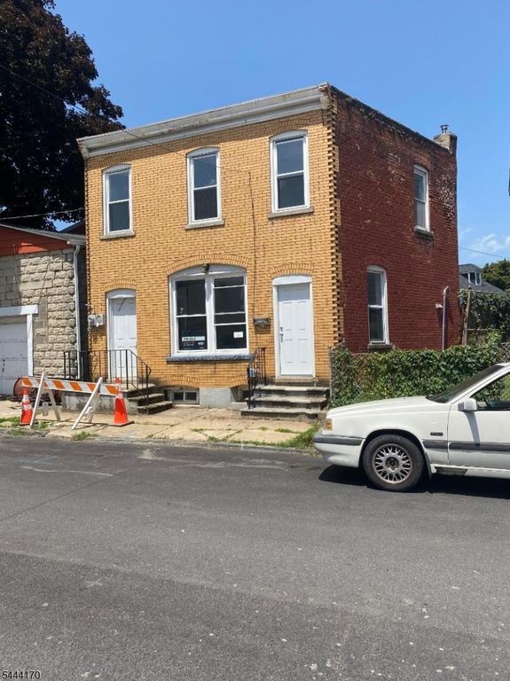 9 Lewis St, Phillipsburg Town, NJ 08865