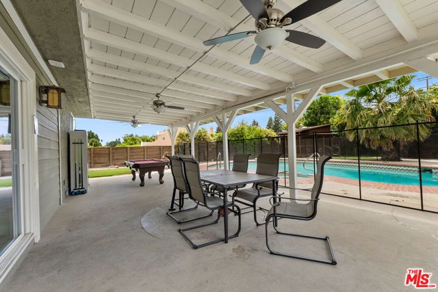 9509 Jellico Avenue, Northridge (los Angeles), CA 91325