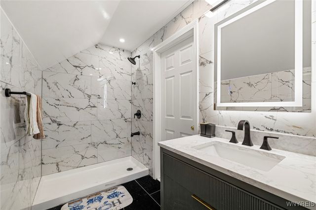 258 Holly Street, Buffalo, NY 14206