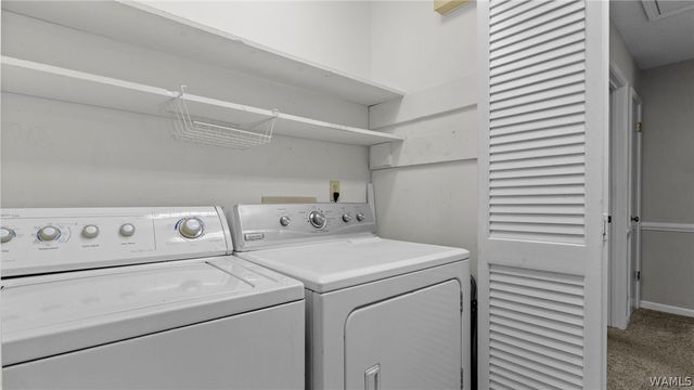 2703 Colonial NE, Tuscaloosa, AL 35404