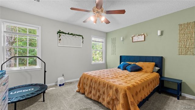 2703 Colonial NE, Tuscaloosa, AL 35404