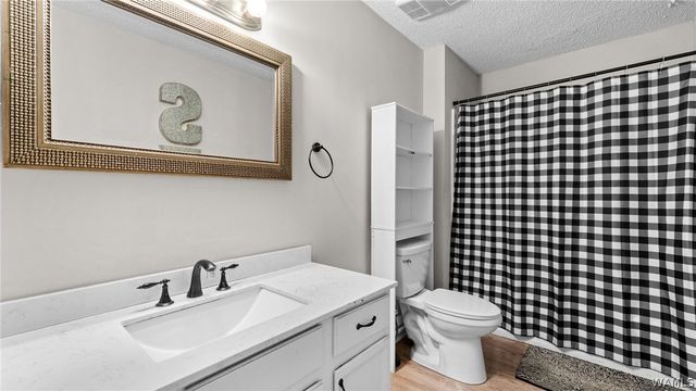 2703 Colonial NE, Tuscaloosa, AL 35404