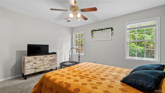 2703 Colonial NE, Tuscaloosa, AL 35404