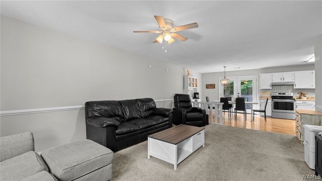2703 Colonial NE, Tuscaloosa, AL 35404