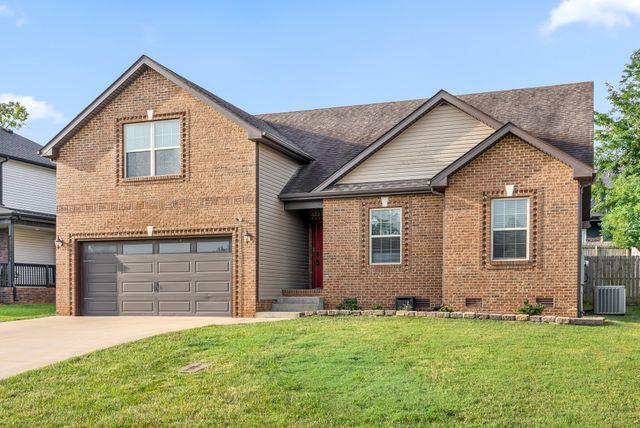 1959 General Neyland Dr, Clarksville, TN 37042