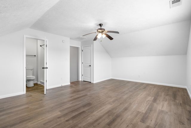 1959 General Neyland Dr, Clarksville, TN 37042