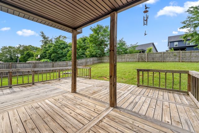 1959 General Neyland Dr, Clarksville, TN 37042