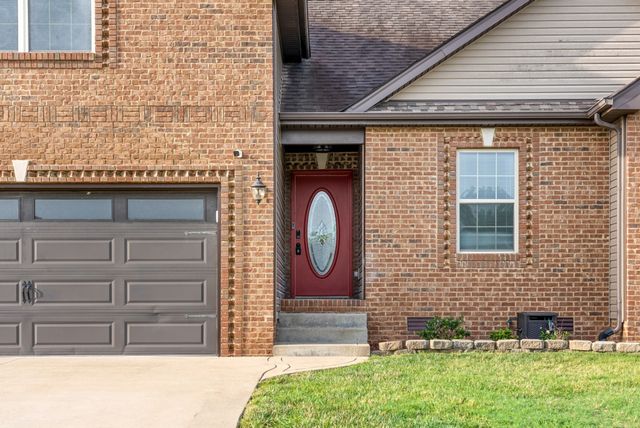 1959 General Neyland Dr, Clarksville, TN 37042