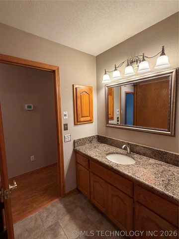 815 Kinkead Road, Mcalester, OK 74501