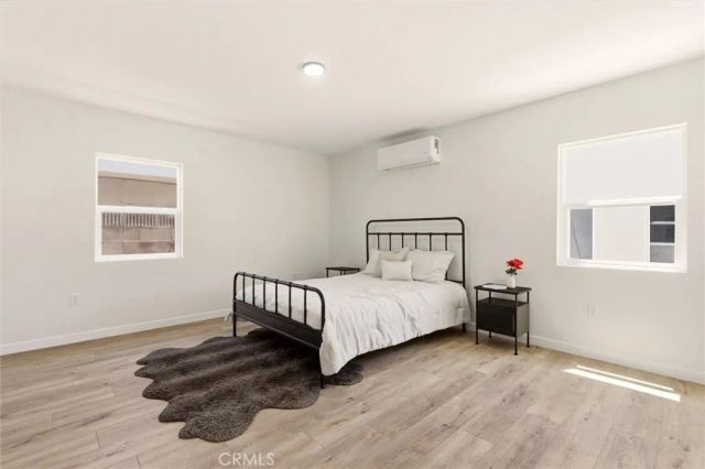 2155 Euclid Avenue, Long Beach, CA 90815