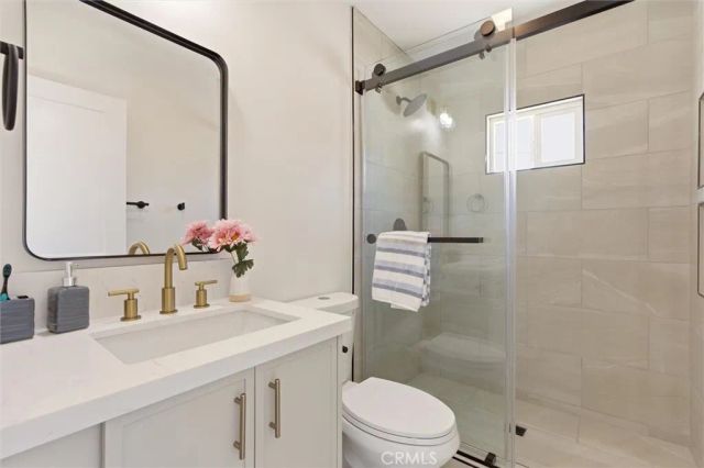 2155 Euclid Avenue, Long Beach, CA 90815