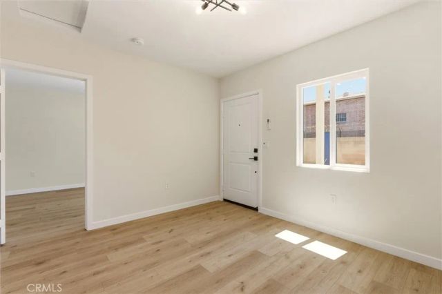 2155 Euclid Avenue, Long Beach, CA 90815