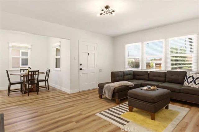 2155 Euclid Avenue, Long Beach, CA 90815