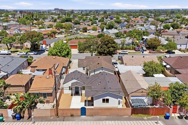 2155 Euclid Avenue, Long Beach, CA 90815