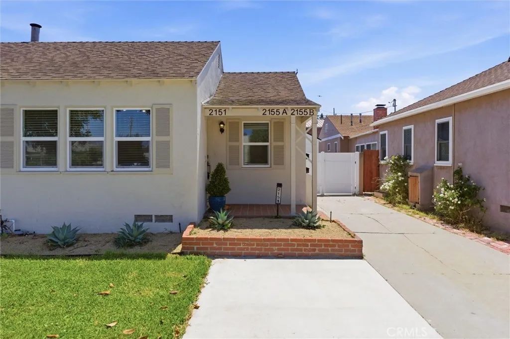 2155 Euclid Avenue, Long Beach, CA 90815