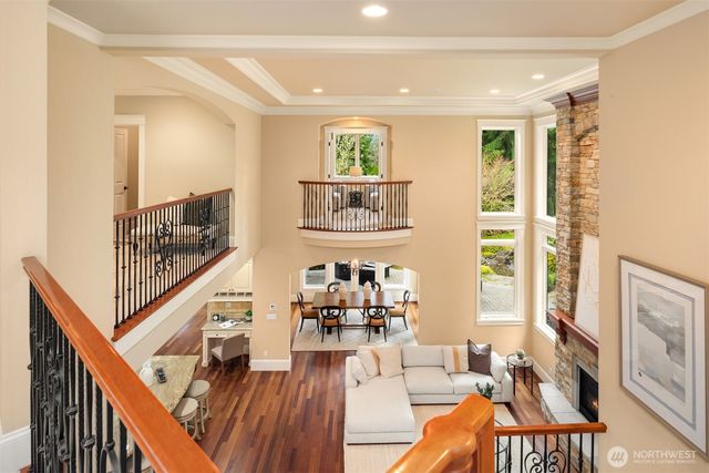 20424 NE 64th Place, Redmond, WA 98053