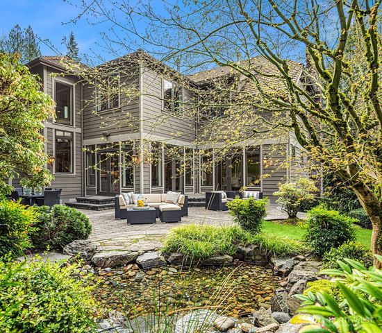 20424 NE 64th Place, Redmond, WA 98053