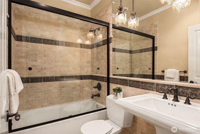20424 NE 64th Place, Redmond, WA 98053