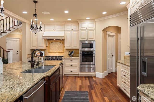 20424 NE 64th Place, Redmond, WA 98053