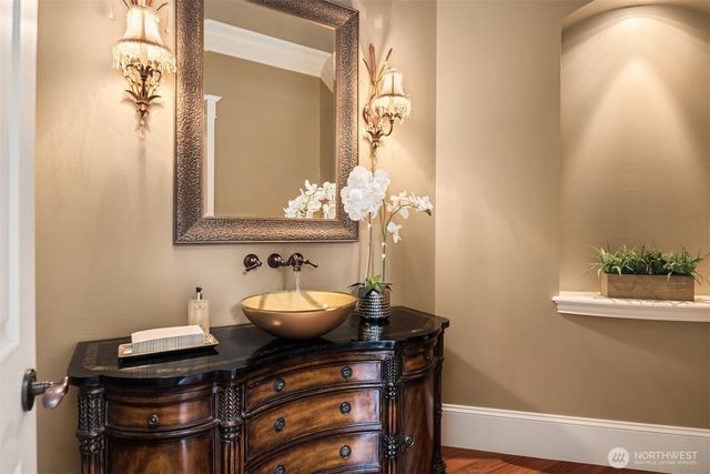 20424 NE 64th Place, Redmond, WA 98053