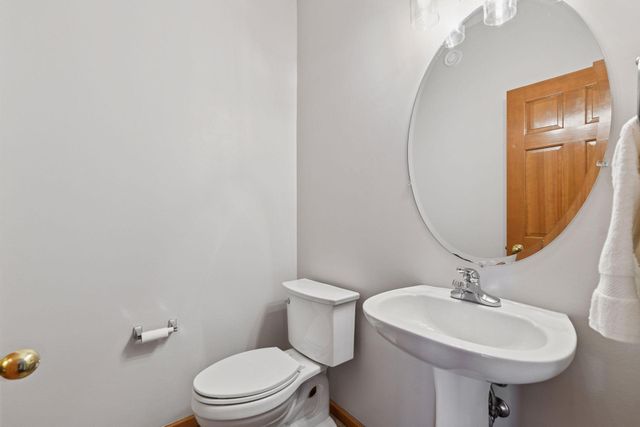 1120 Grove Circle, Victoria, MN 55386