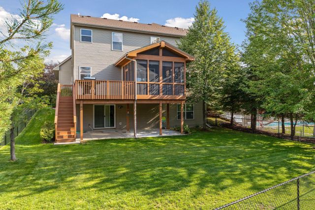 1120 Grove Circle, Victoria, MN 55386