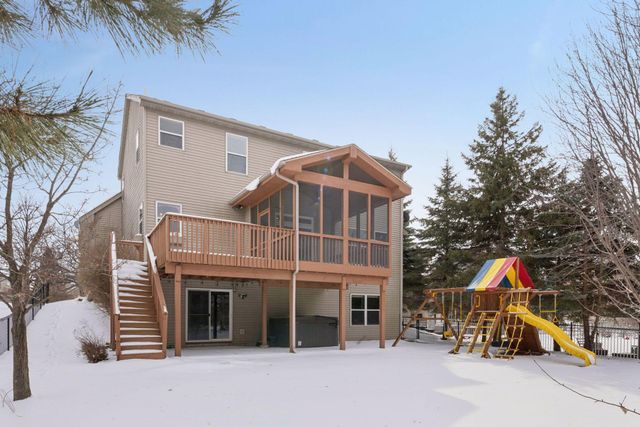 1120 Grove Circle, Victoria, MN 55386