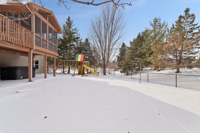 1120 Grove Circle, Victoria, MN 55386