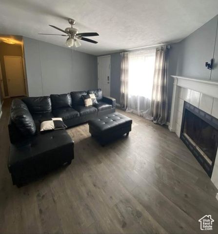 8155 S REDWOOD RD #142B, West Jordan, UT 84088