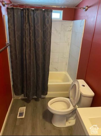8155 S REDWOOD RD #142B, West Jordan, UT 84088
