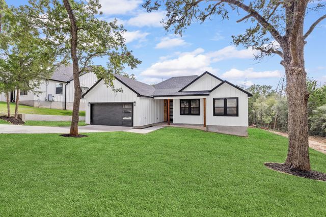 171 Lamaloa LN, Bastrop, TX 78602