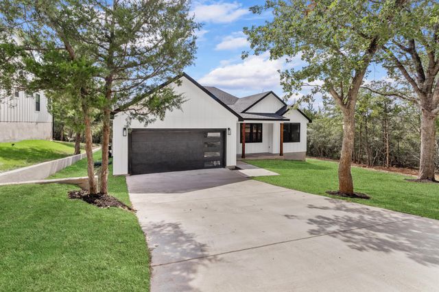 171 Lamaloa LN, Bastrop, TX 78602