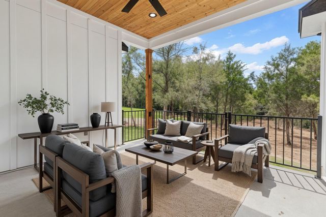 171 Lamaloa LN, Bastrop, TX 78602