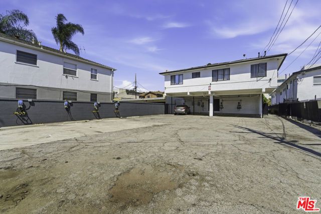 6036 Cadillac Avenue, Los Angeles, CA 90034