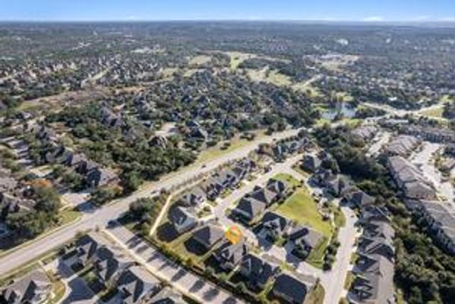 131 Autumn Wood LN, Austin, TX 78737