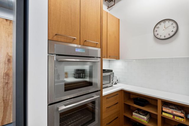 200 Park Avenue 401, Minneapolis, MN 55415