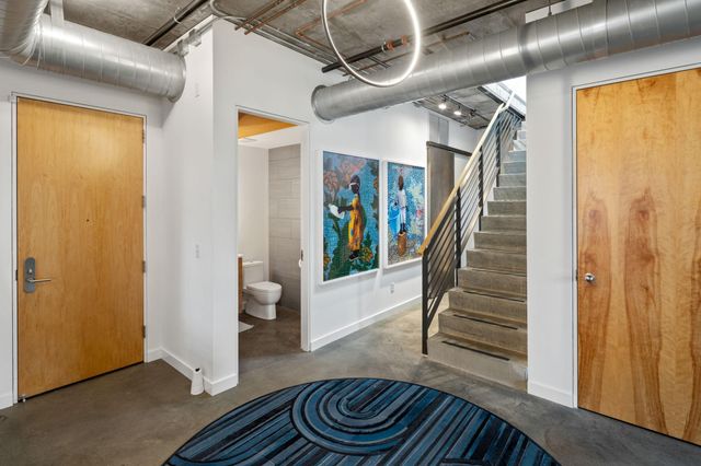 200 Park Avenue 401, Minneapolis, MN 55415