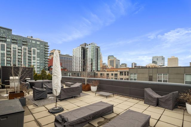 200 Park Avenue 401, Minneapolis, MN 55415