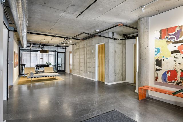 200 Park Avenue 401, Minneapolis, MN 55415