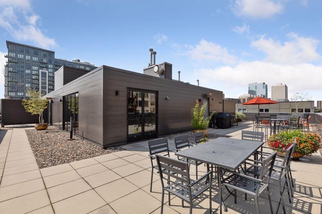 200 Park Avenue 401, Minneapolis, MN 55415